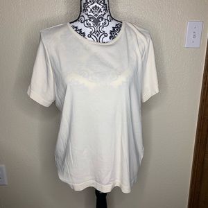 🌾 3/$10 Orvis Off-White Basic T-Shirt